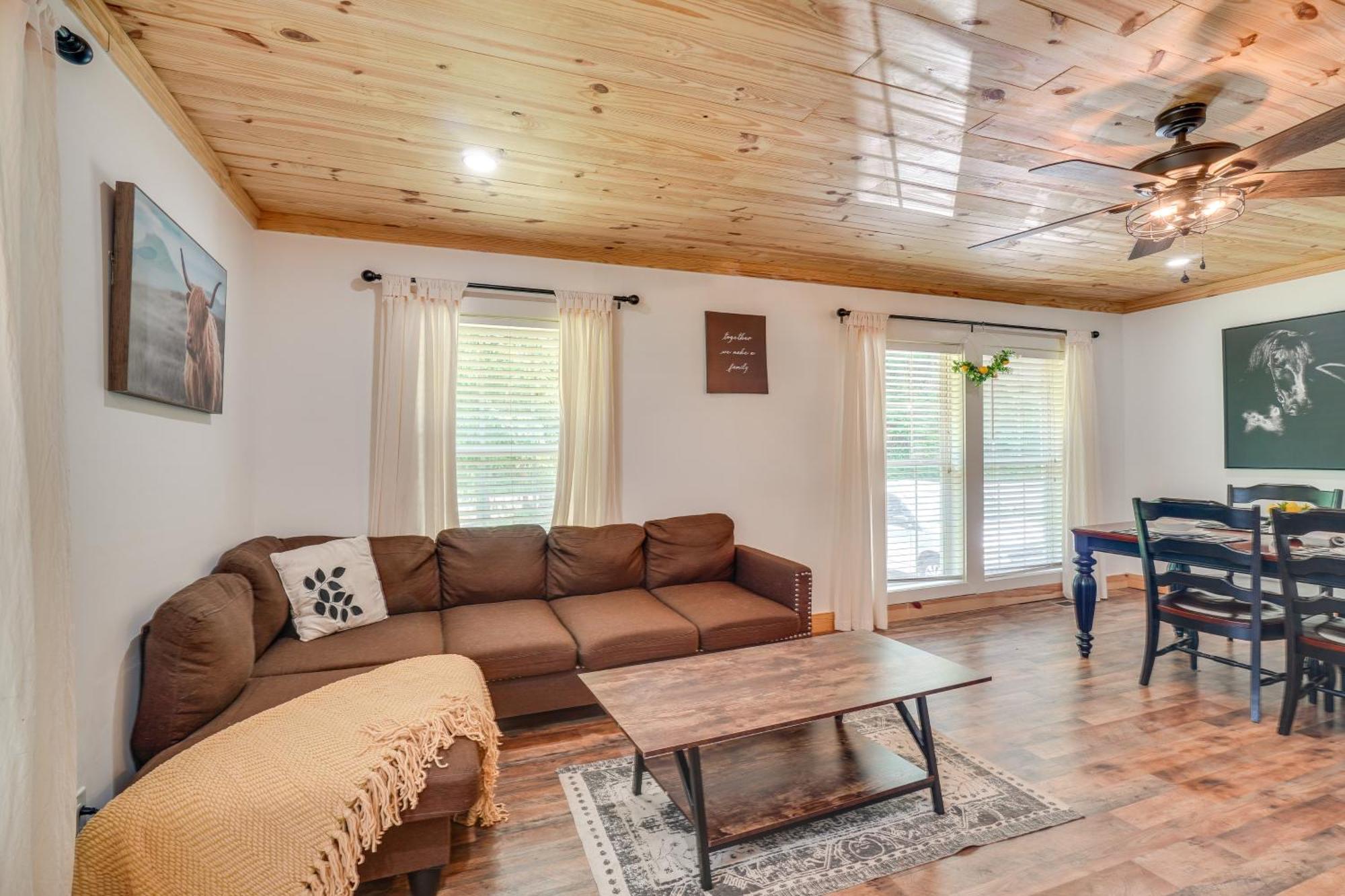 فيلا بيدجن فورجفي Creekside Ranch With Porch About 2 Mi To Pkwy المظهر الخارجي الصورة